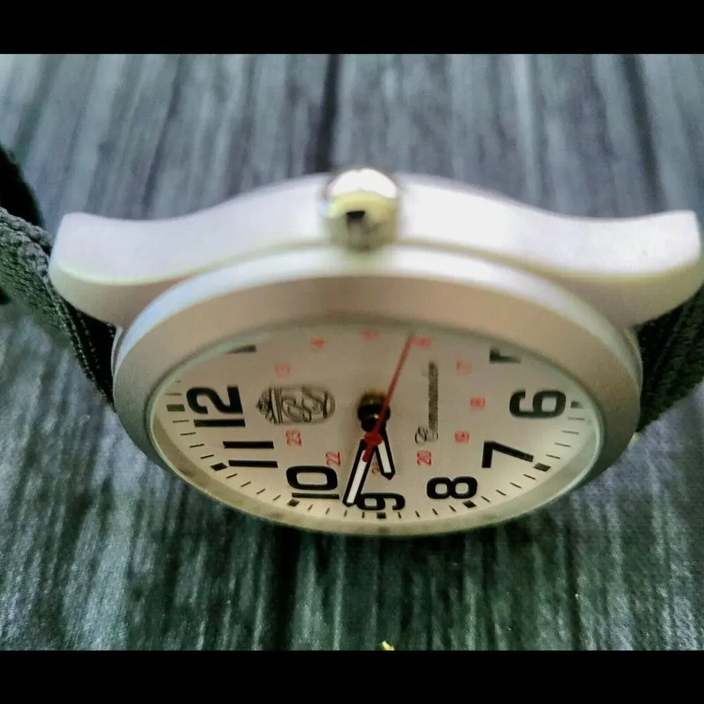 Pierre Lucerne Commander WW2 Aviator Navy USMC Field‎ Watch